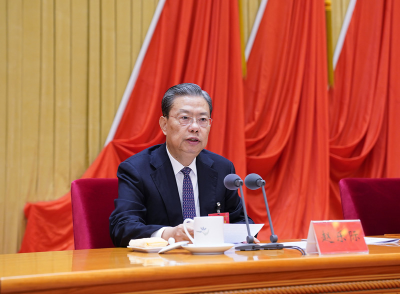 1月22日，中國(guó)共產(chǎn)黨第十九屆中央紀(jì)律檢查委員會(huì)第五次全體會(huì)議在北京開幕。中共中央政治局常委、中央紀(jì)律檢查委員會(huì)書記趙樂際代表中央紀(jì)律檢查委員會(huì)常務(wù)委員會(huì)作題為《推動(dòng)新時(shí)代紀(jì)檢監(jiān)察工作高質(zhì)量發(fā)展，以優(yōu)異成績(jī)慶祝中國(guó)共產(chǎn)黨成立100周年》的工作報(bào)告。新華社記者 張領(lǐng) 攝