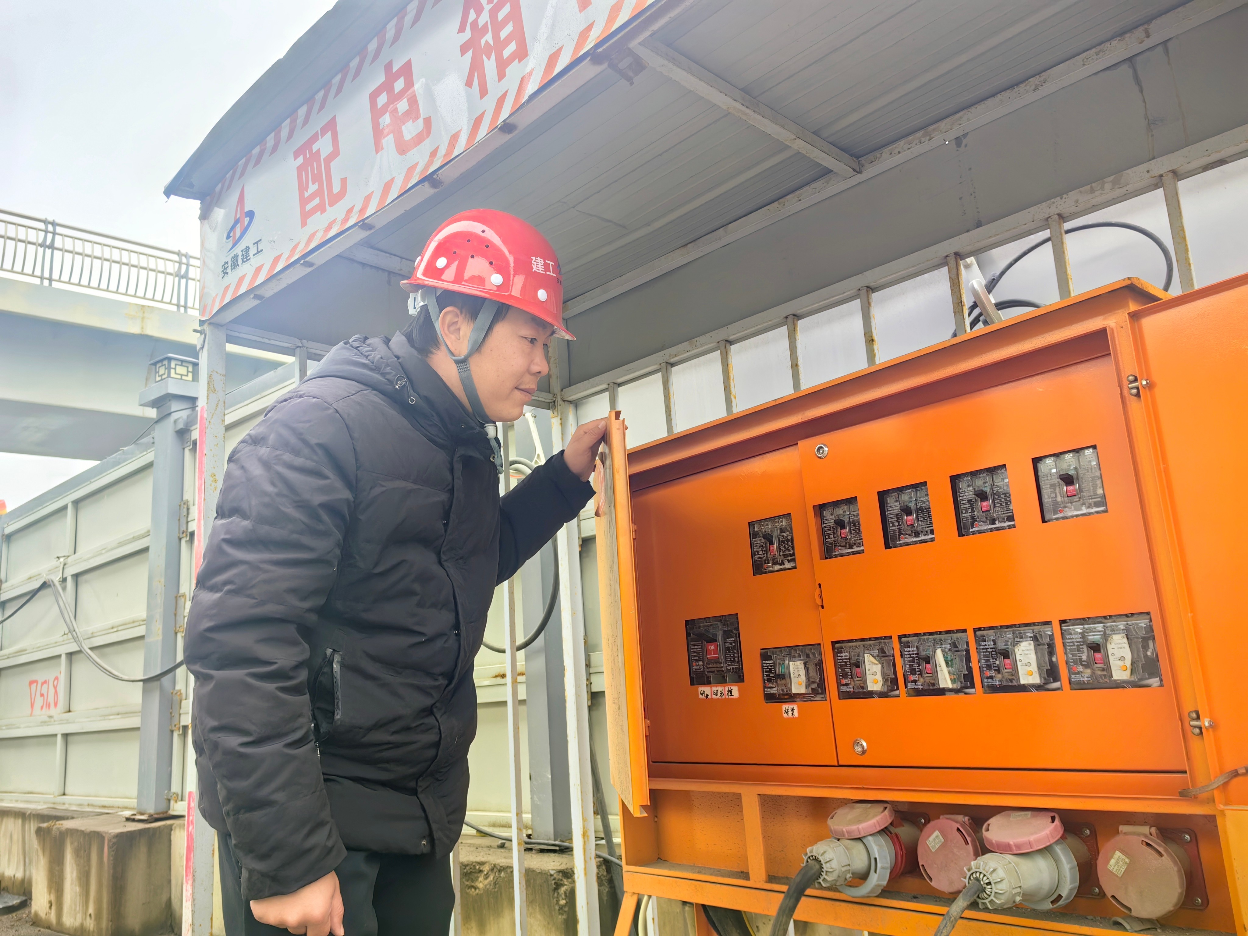 馬率工作照.jpg 馬率工作照.jpg